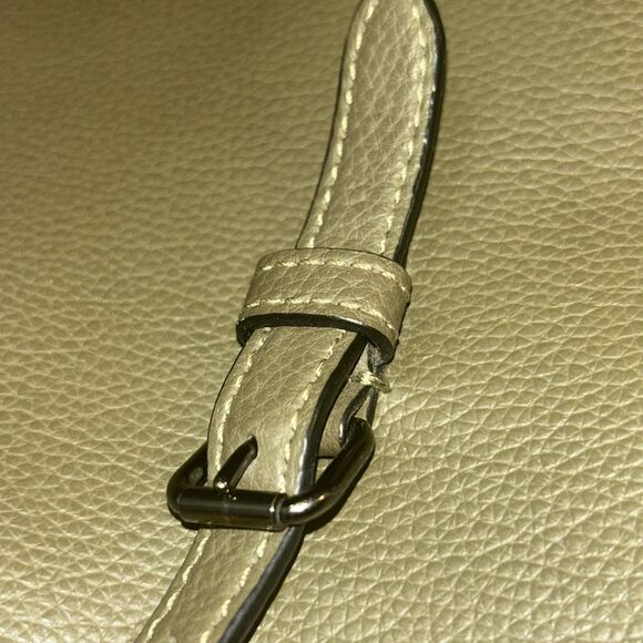 Authentic COACH Mollie 25 Tote Bag 22 In olive green - Picture 12 of 13